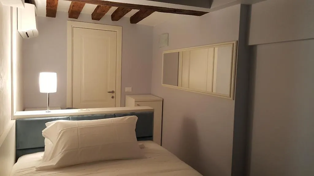 Maison D'Elite Guest House Venecia Italia