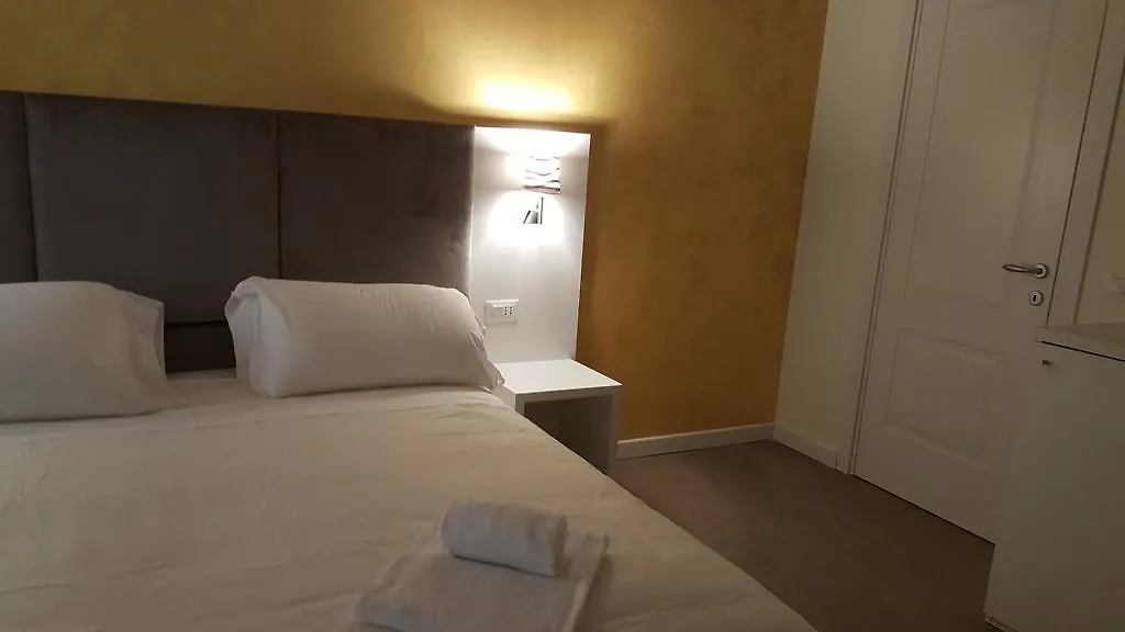 Maison D'Elite Guest House Venecia